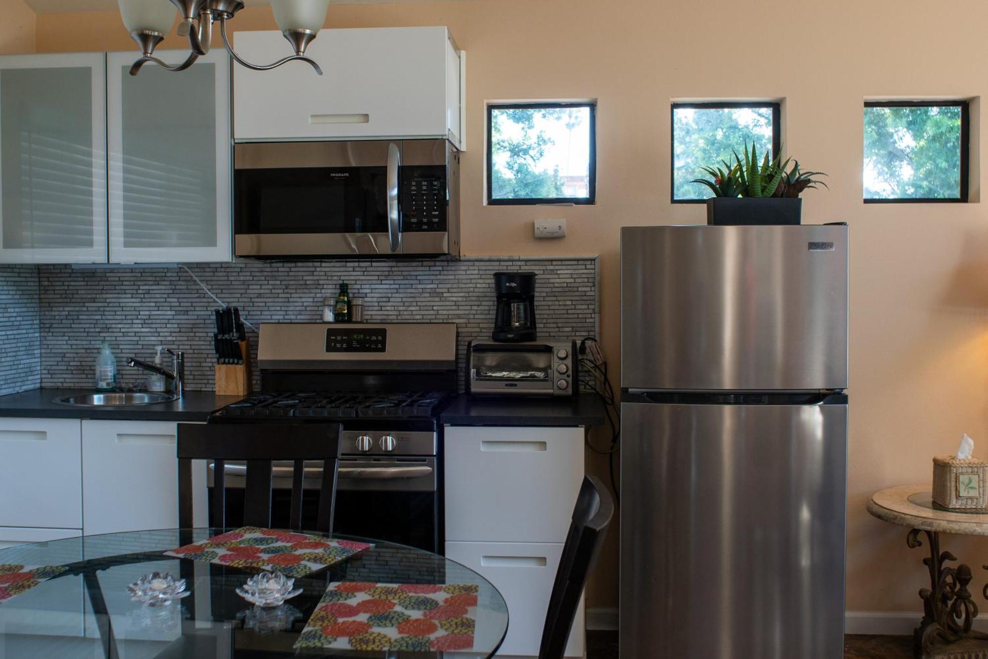 Large Luxury Studio With View In Santa Monica Buitenkant foto