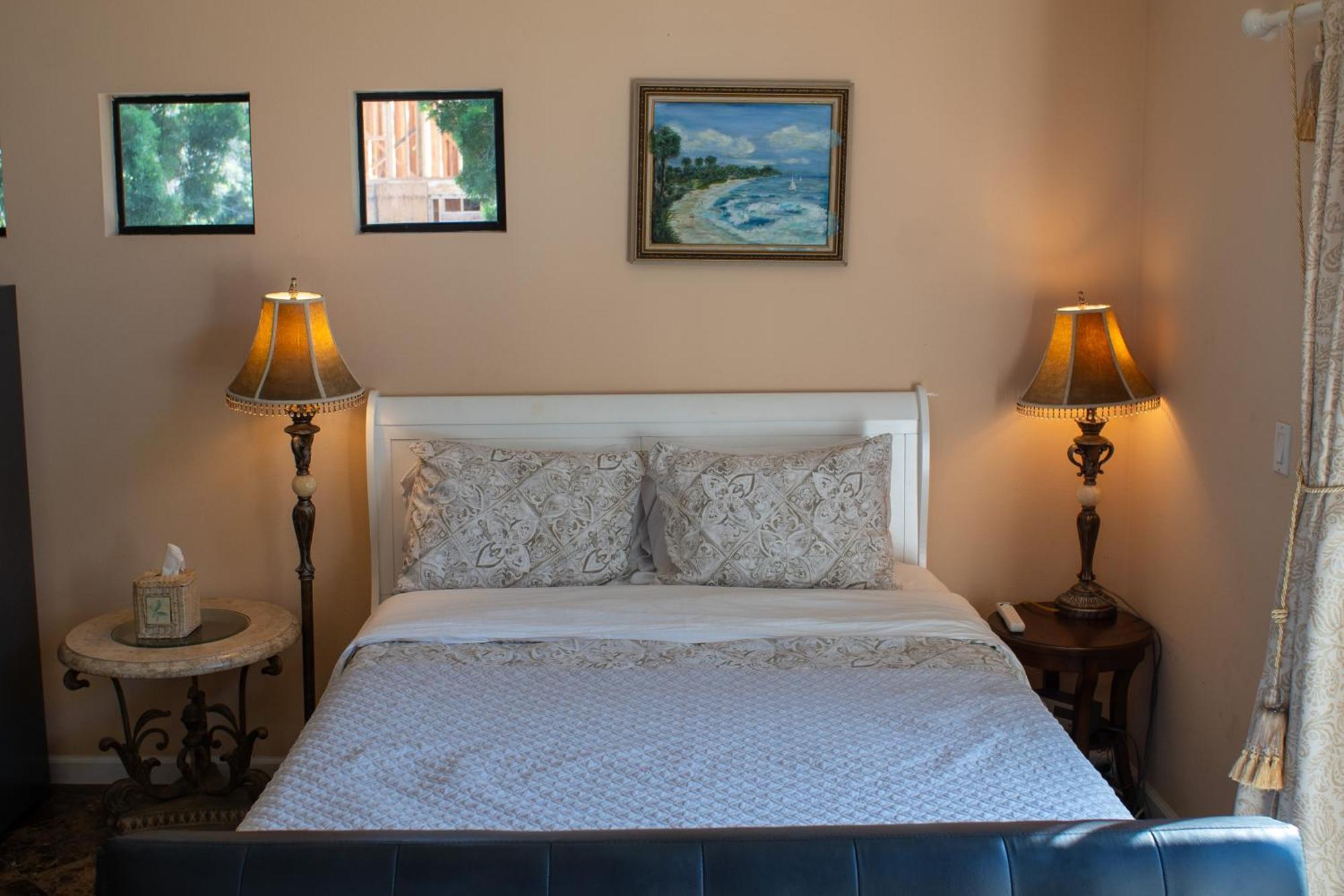 Large Luxury Studio With View In Santa Monica Buitenkant foto