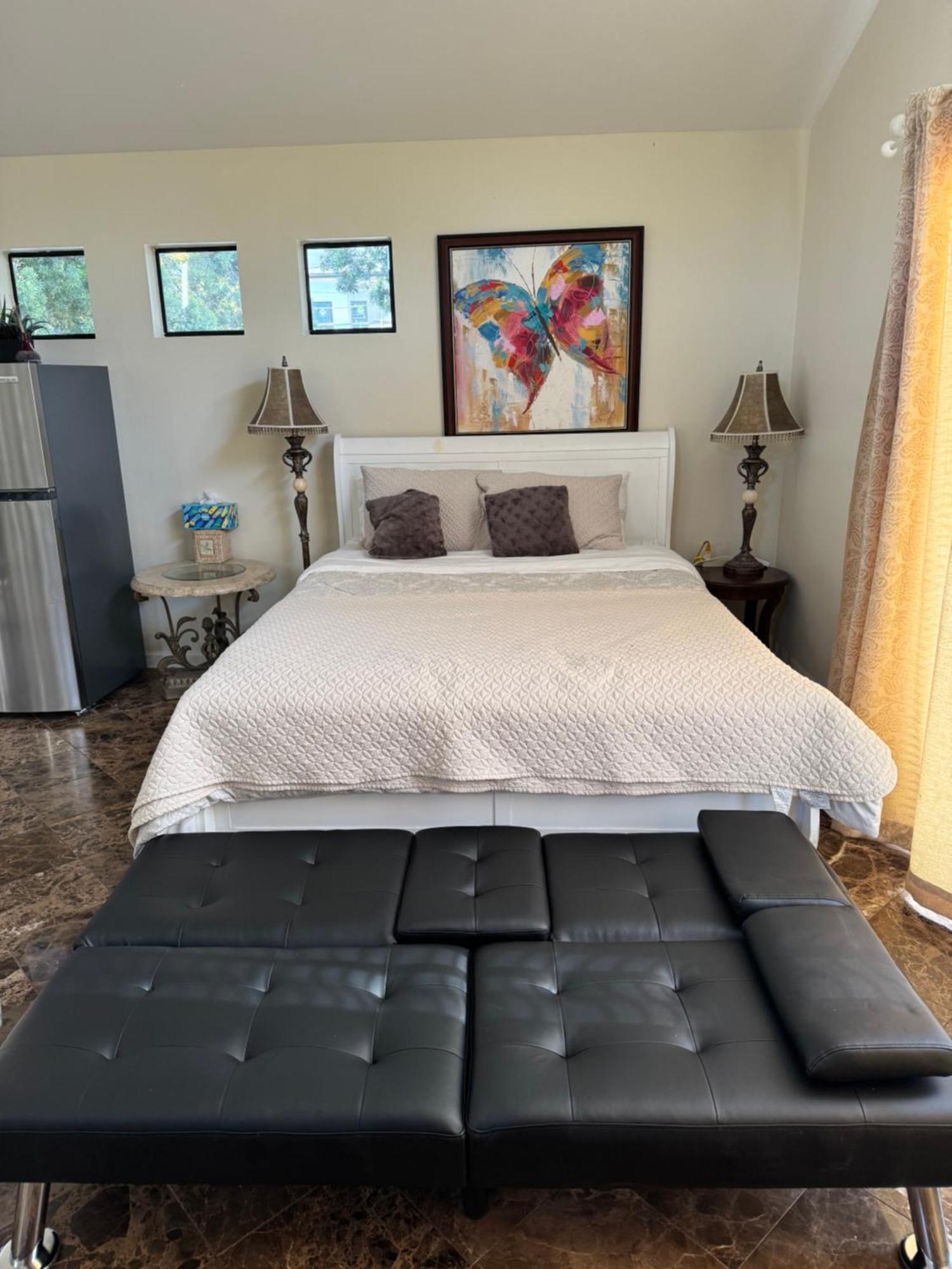 Large Luxury Studio With View In Santa Monica Buitenkant foto